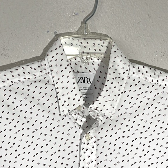 ZARA Men's Relaxed Fit Button Down Geometric Print Shirt Size S Short Sleeve - Picture 2 of 7